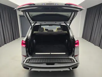 BMW X5 xDrive 45e Hybrid M Packet