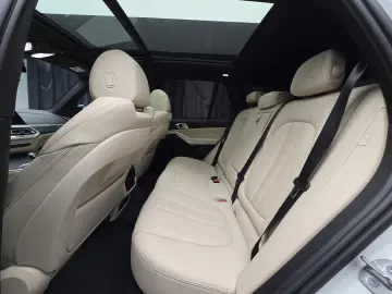 BMW X5 xDrive 45e Hybrid M Packet