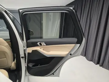 BMW X5 xDrive 45e Hybrid M Packet
