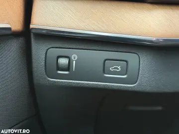 Volvo XC 90 D5 AWD Geartronic Momentum