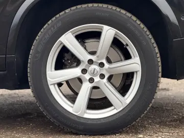 Volvo XC 90 D5 AWD Geartronic Momentum