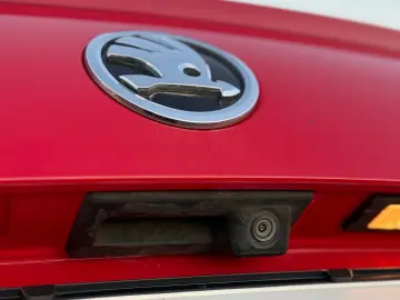 Skoda Superb 2.0 TDI DSG Style