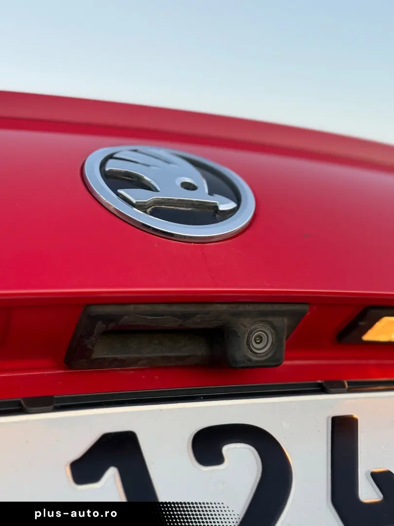 Skoda Superb 2.0 TDI DSG Style