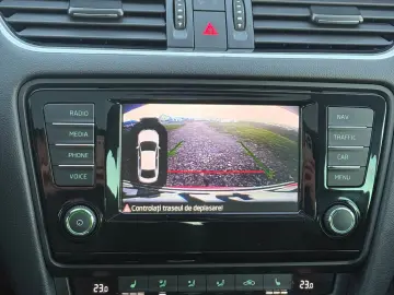 Skoda Superb 2.0 TDI DSG Style