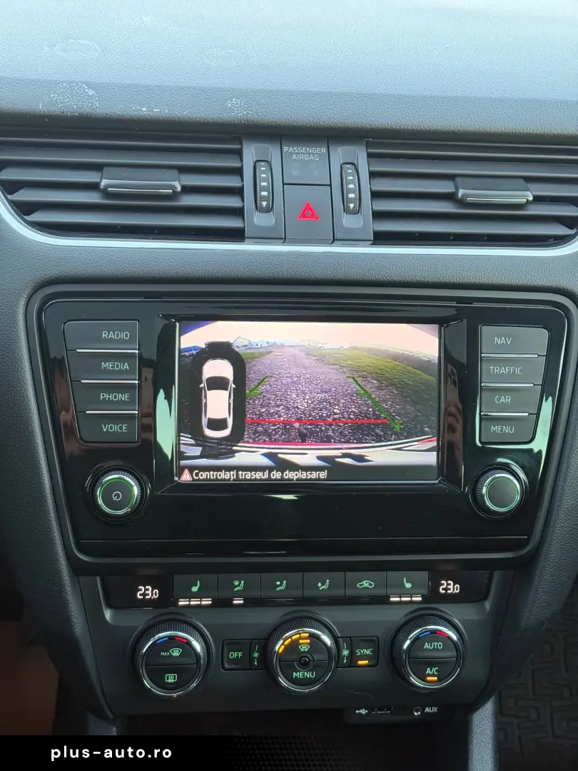 Skoda Superb 2.0 TDI DSG Style