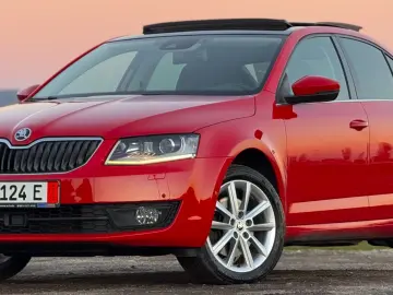 Skoda Superb 2.0 TDI DSG Style