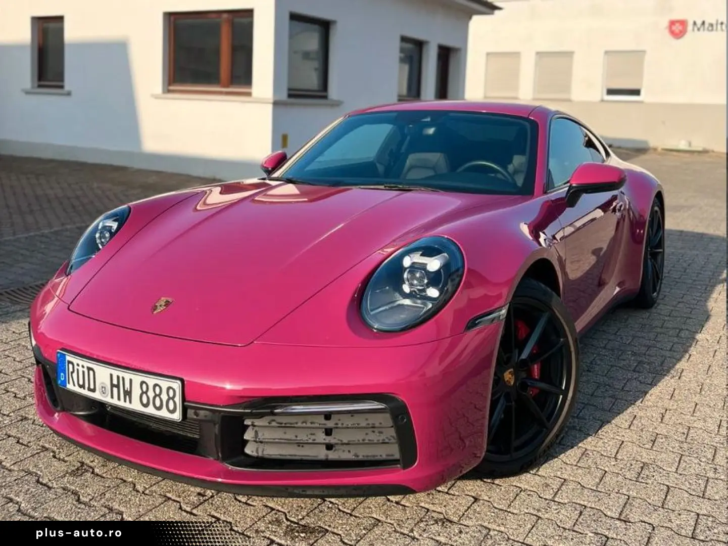 PORSCHE 992 APPROVED MwSt 1HAND BOSE