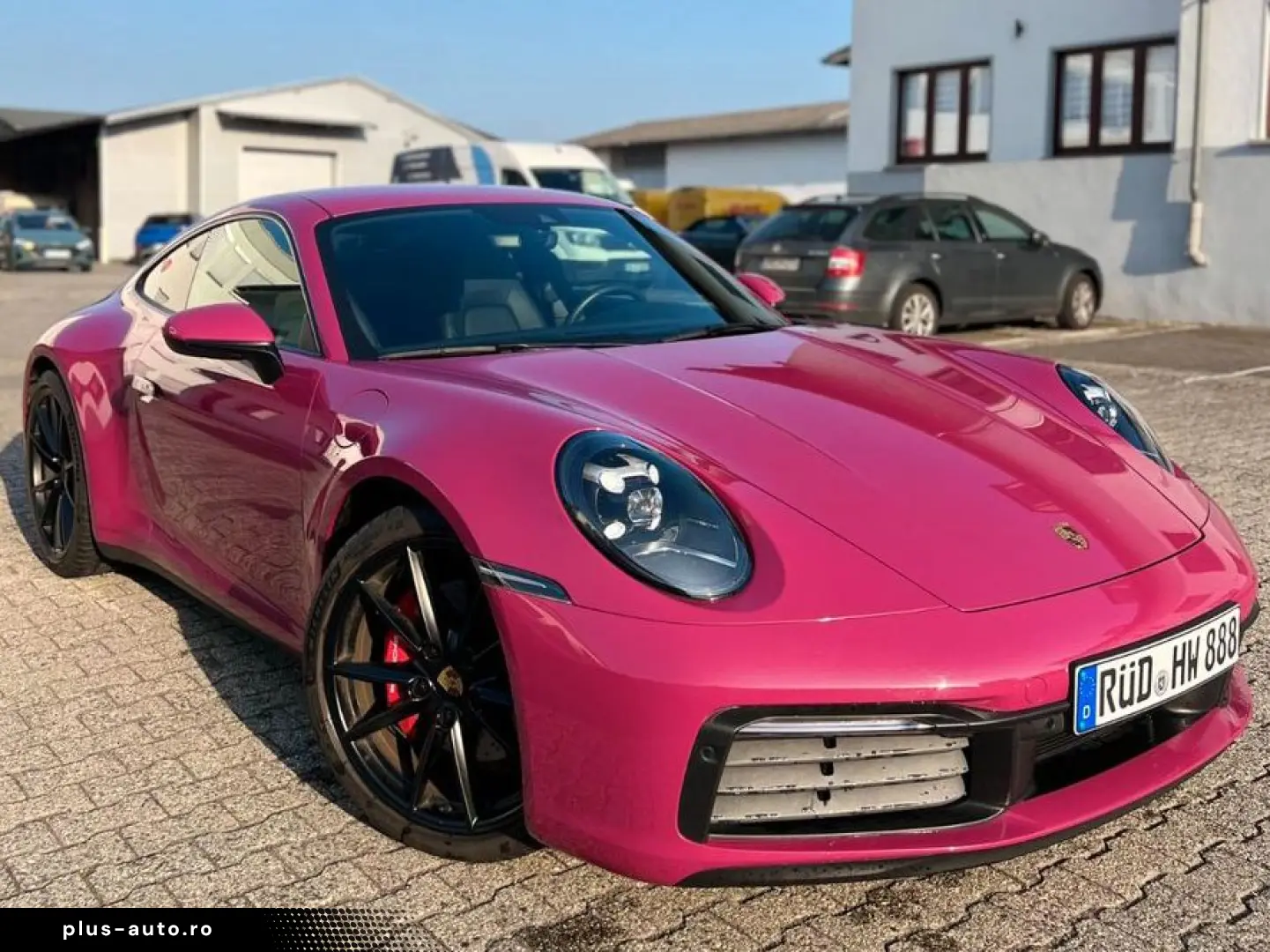 PORSCHE 992 APPROVED MwSt 1HAND BOSE