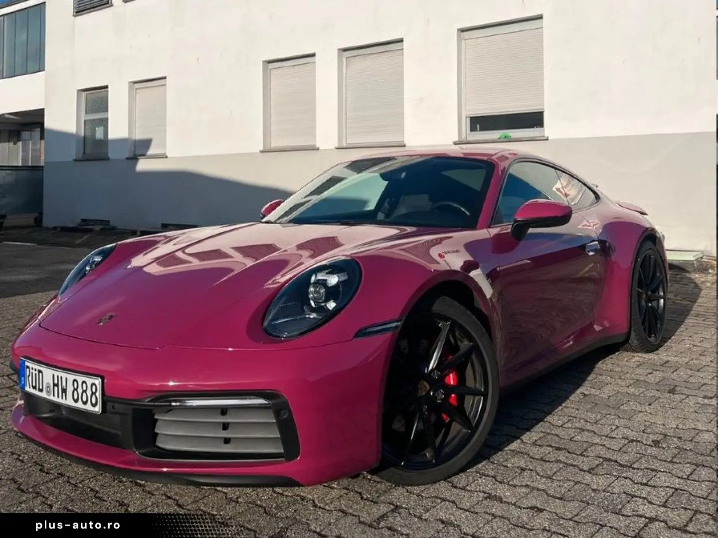 PORSCHE 992 APPROVED MwSt 1HAND BOSE