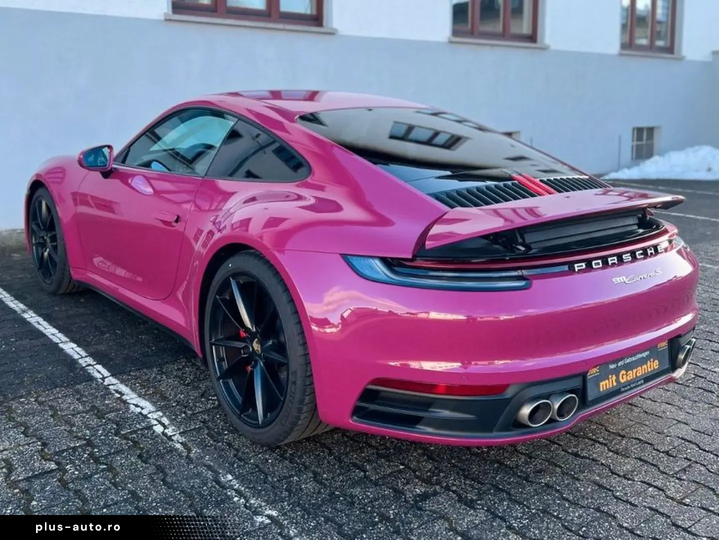 PORSCHE 992 APPROVED MwSt 1HAND BOSE