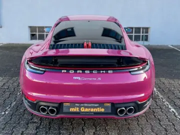 PORSCHE 992 APPROVED MwSt 1HAND BOSE