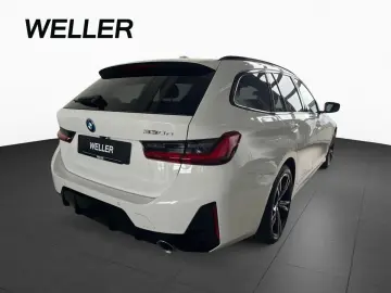 BMW 330e Tour M Sport HUD Temp 360  adLED H K Pano