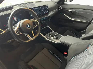 BMW 330e Tour M Sport HUD Temp 360  adLED H K Pano