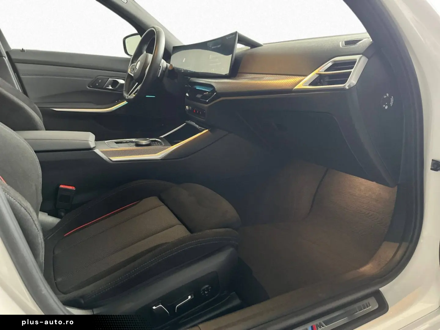 BMW 330e Tour M Sport HUD Temp 360  adLED H K Pano