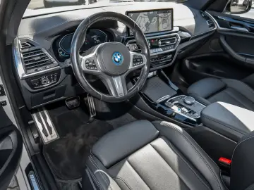 BMW iX3 M SPORT