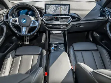 BMW iX3 M SPORT