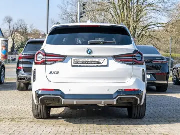 BMW iX3 M SPORT