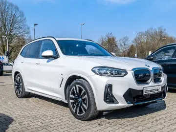 BMW iX3 M SPORT
