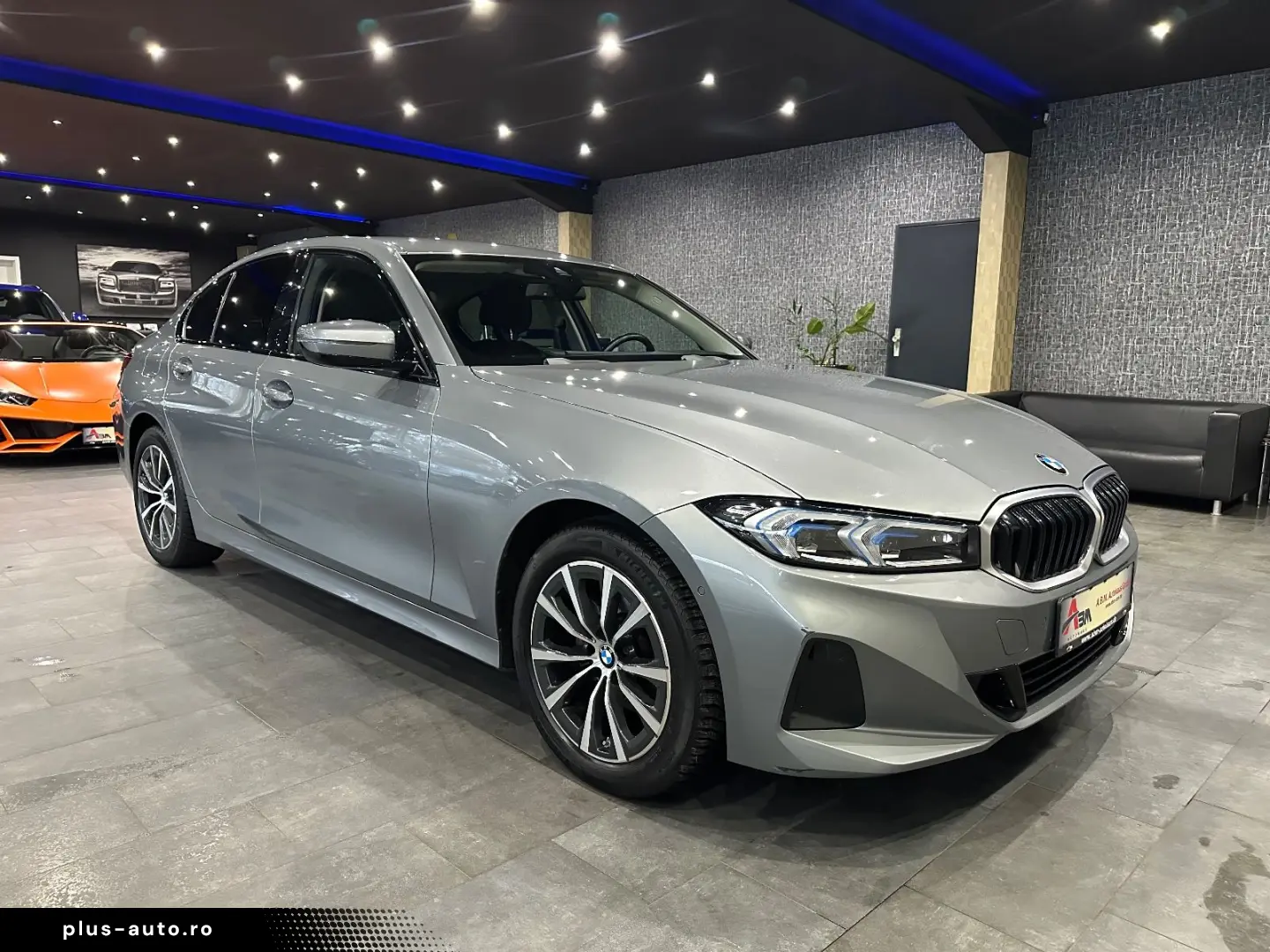 BMW 320 i Limousine  HEAD-UP   KAMERA   MEMORY   LED