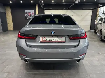 BMW 320 i Limousine  HEAD-UP   KAMERA   MEMORY   LED