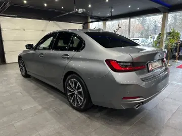 BMW 320 i Limousine  HEAD-UP   KAMERA   MEMORY   LED