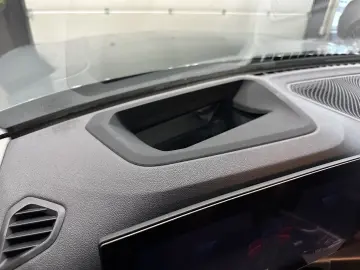 BMW 320 i Limousine  HEAD-UP   KAMERA   MEMORY   LED