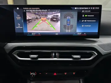 BMW 320 i Limousine  HEAD-UP   KAMERA   MEMORY   LED