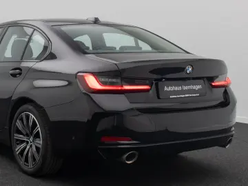 BMW 330i Stop&Go DAB Kamera Standhzng Fernlic 18Zoll