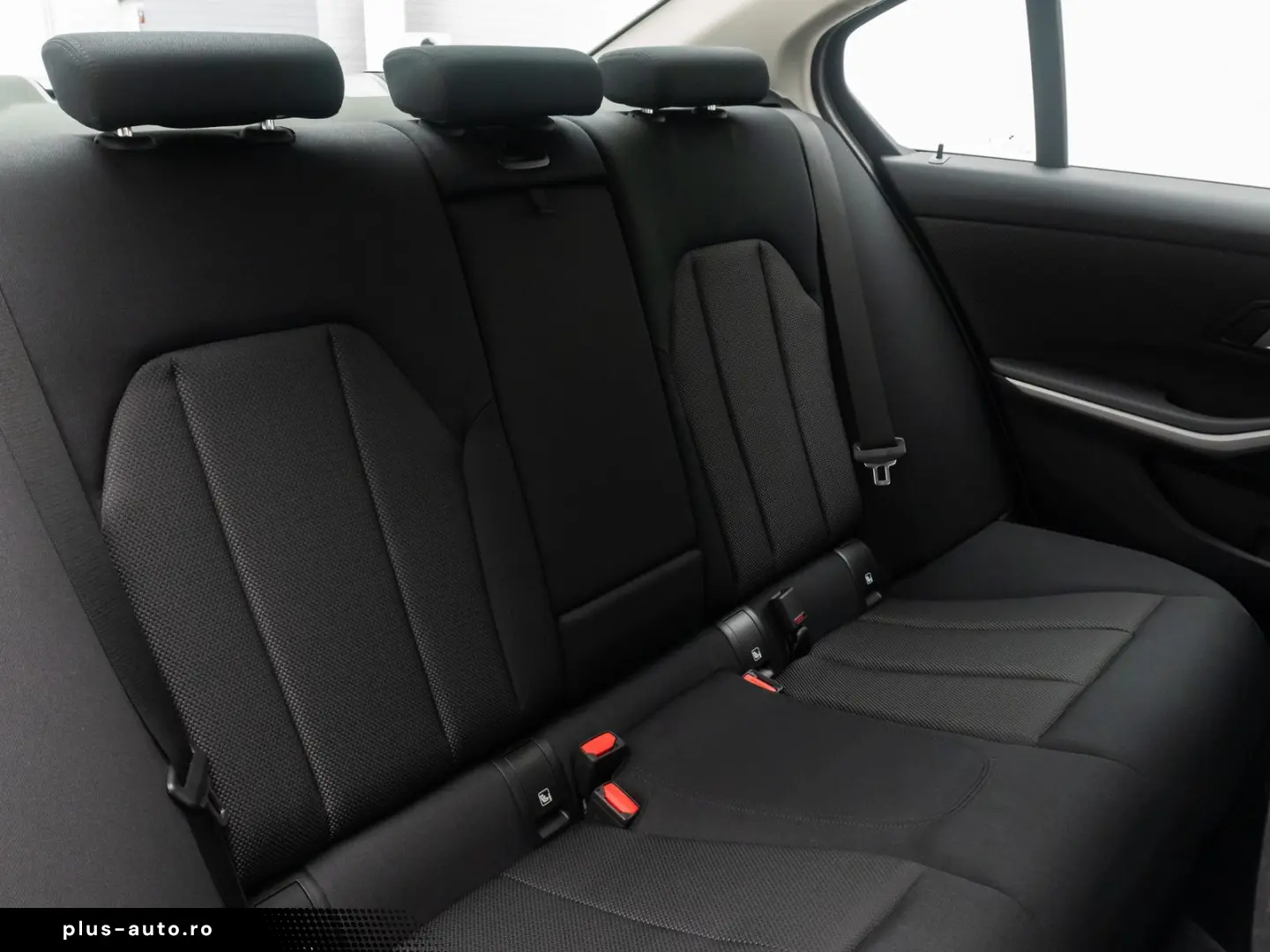 BMW 330i Stop&Go DAB Kamera Standhzng Fernlic 18Zoll