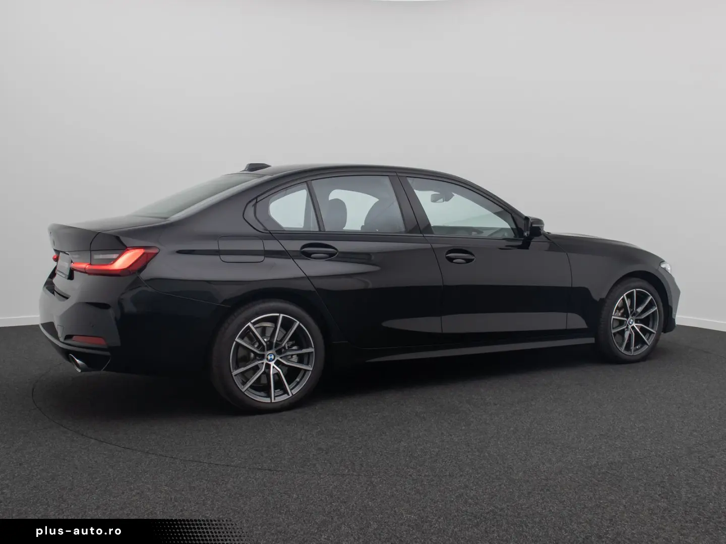 BMW 330i DigitalKey DAB Komfort HiFi Leder 18Zoll