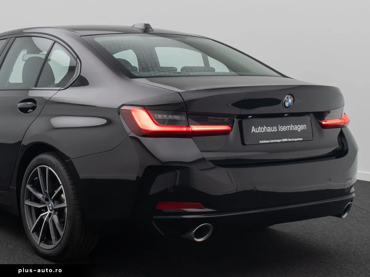 BMW 330i DigitalKey DAB Komfort HiFi Leder 18Zoll