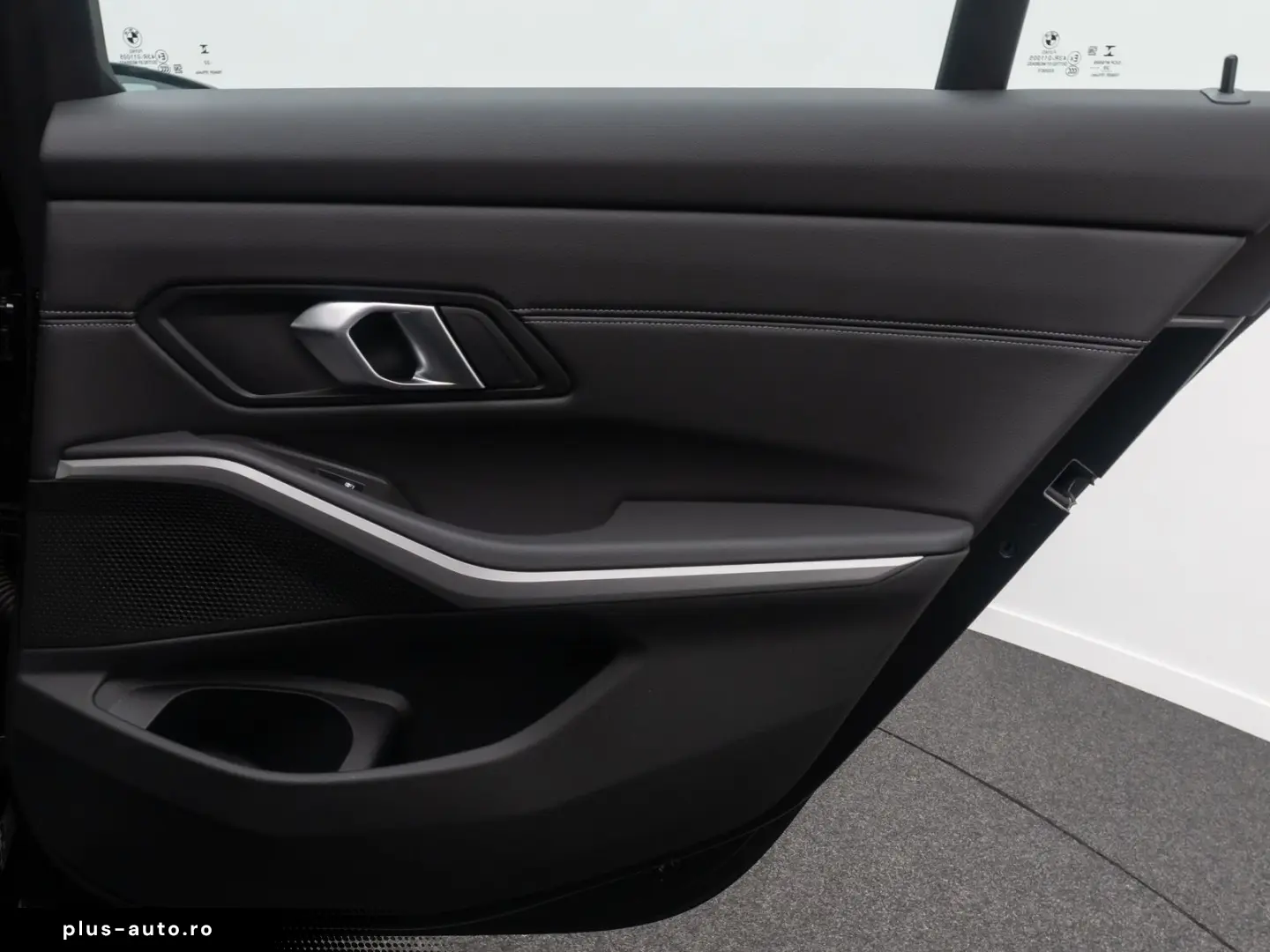 BMW 330i DigitalKey DAB Komfort HiFi Leder 18Zoll