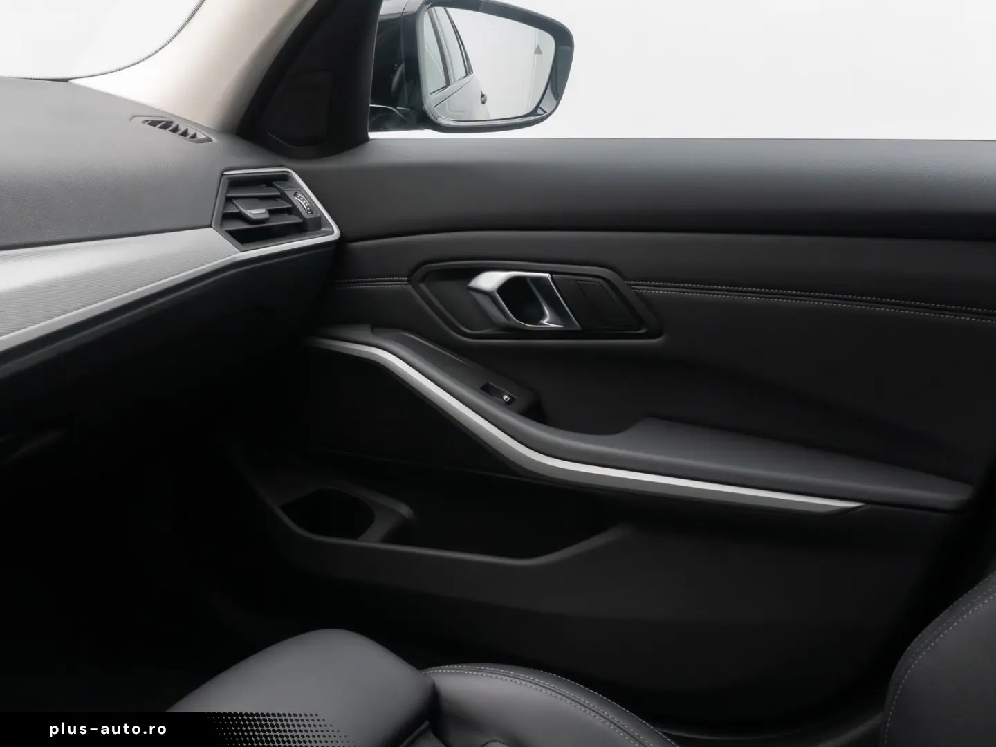 BMW 330i DigitalKey DAB Komfort HiFi Leder 18Zoll