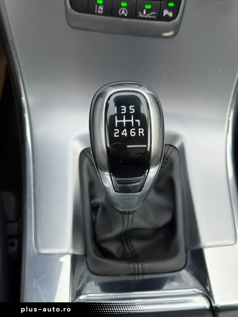 Volvo XC 60 D4 Momentum