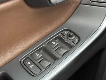 Volvo XC 60 D4 Momentum