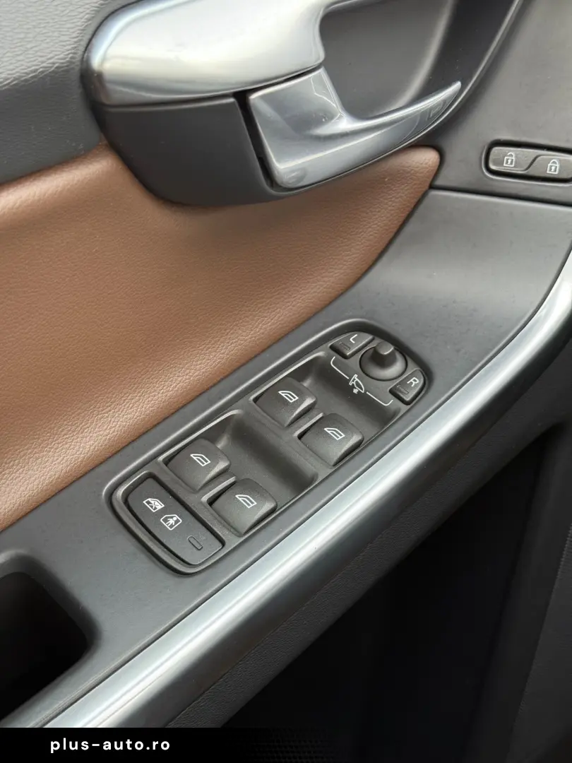 Volvo XC 60 D4 Momentum