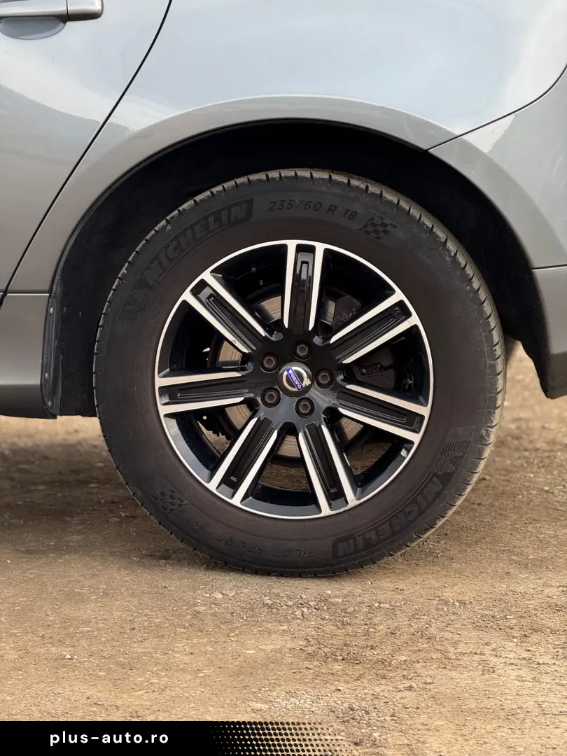 Volvo XC 60 D4 Momentum