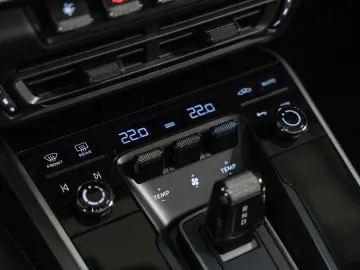 PORSCHE 992 911 Carrera S Cabriolet 18 Wege Sitze LiftVA