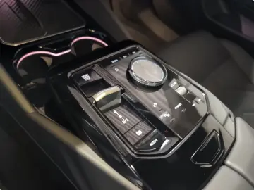 BMW 520 i Limousine M Sport AHK Driv.Assist.