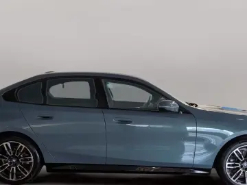 BMW 520 i Limousine M Sport AHK Driv.Assist.