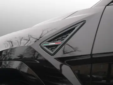 LAMBORGHINI Urus S   MY24   Akrapovic   Lamborghini Nürnberg