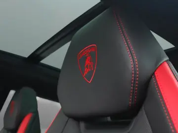 LAMBORGHINI Urus S   MY24   Akrapovic   Lamborghini Nürnberg