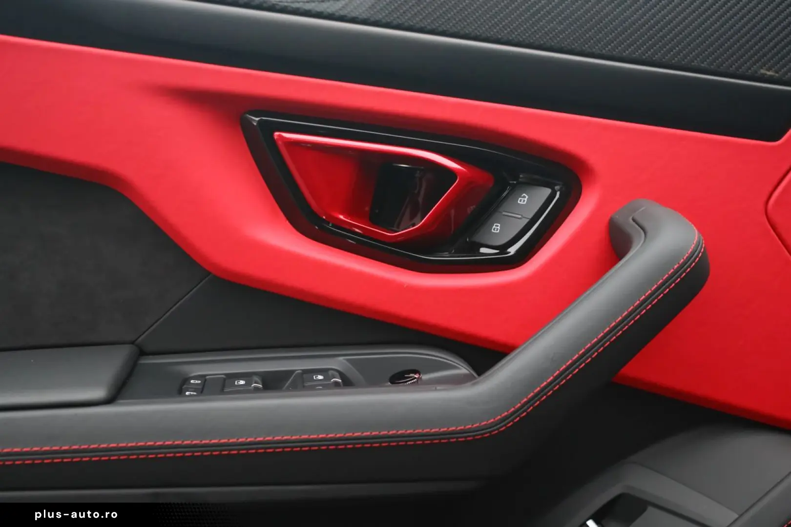 LAMBORGHINI Urus S   MY24   Akrapovic   Lamborghini Nürnberg