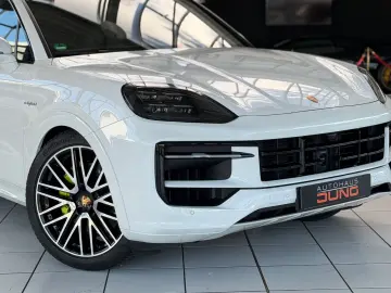 PORSCHE Cayenne E-Hybrid 22 Turborad Sportabgas
