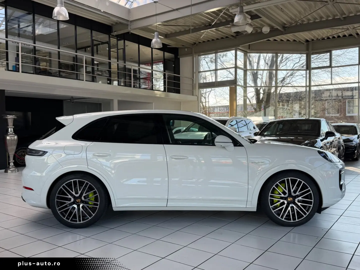 PORSCHE Cayenne E-Hybrid 22 Turborad Sportabgas