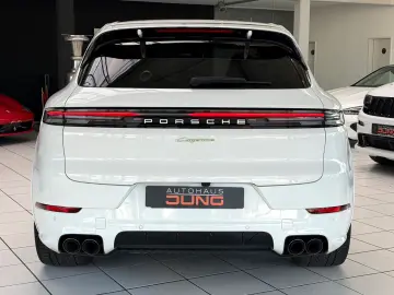 PORSCHE Cayenne E-Hybrid 22 Turborad Sportabgas