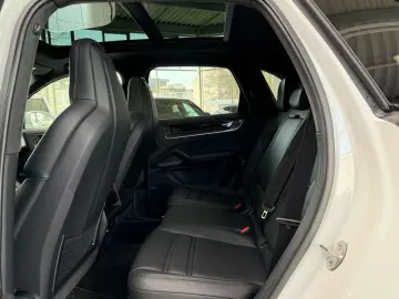 PORSCHE Cayenne E-Hybrid 22 Turborad Sportabgas