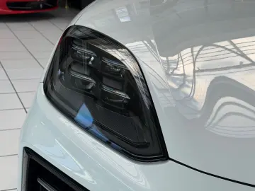 PORSCHE Cayenne E-Hybrid 22 Turborad Sportabgas