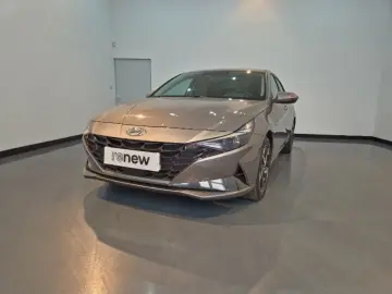 HYUNDAI ELANTRA 1.6 123CP Exclusive CVT