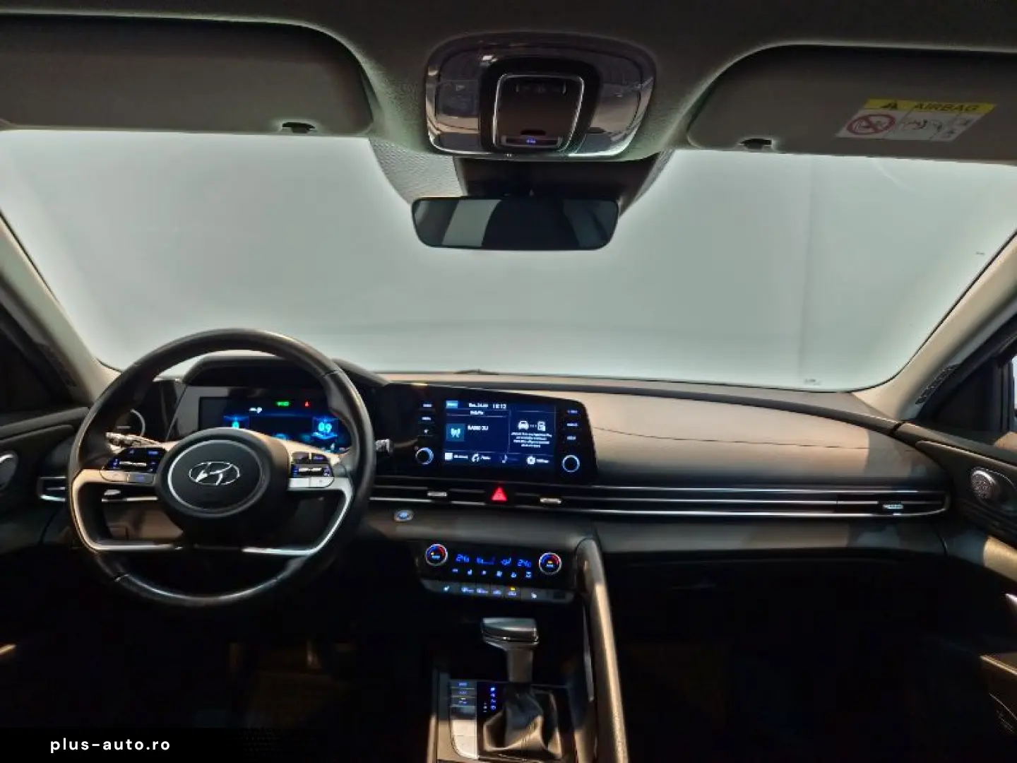 HYUNDAI ELANTRA 1.6 123CP Exclusive CVT